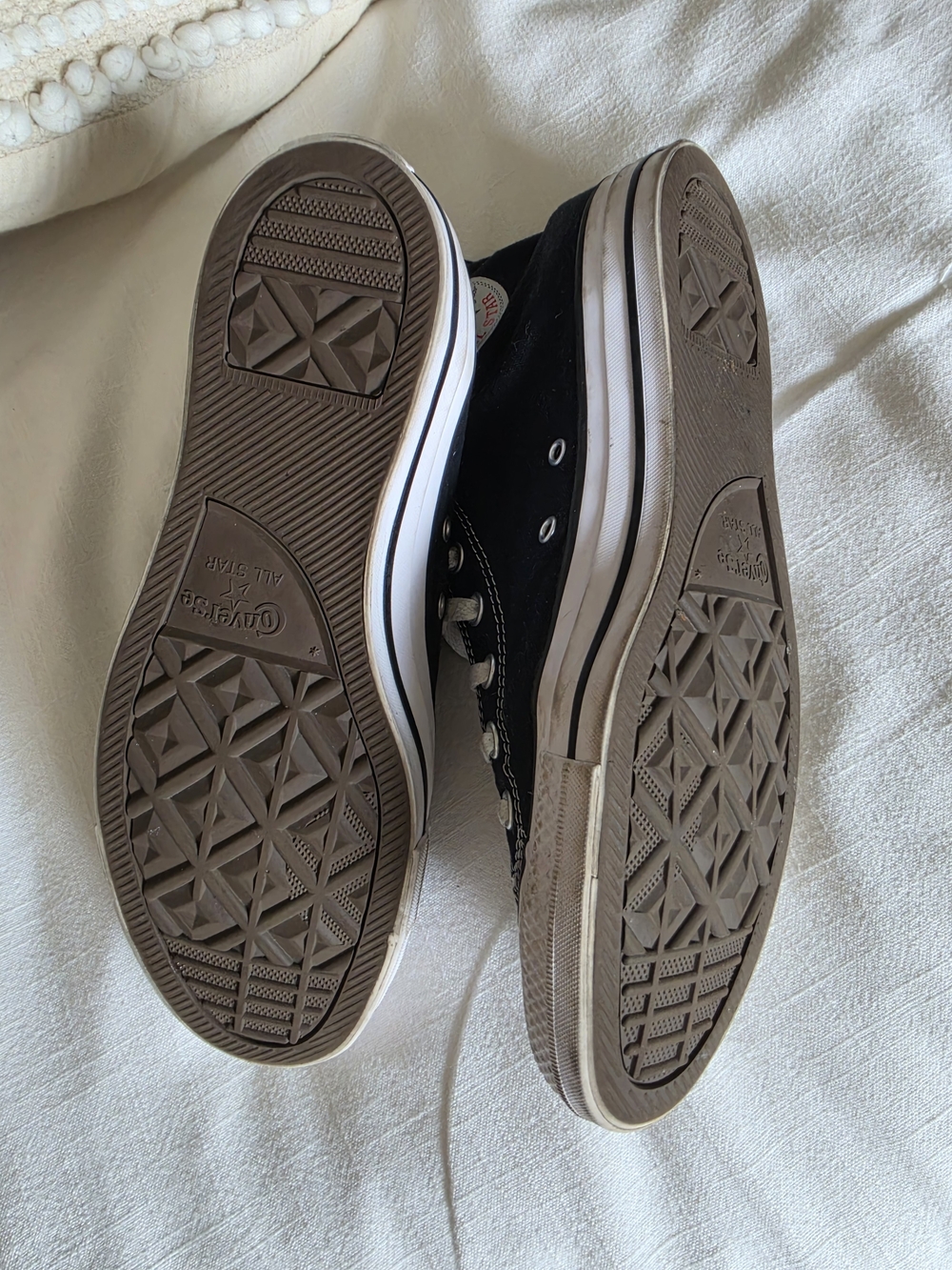 Converse Chuck Tsylor Sz 10 - Picture 3 of 10
